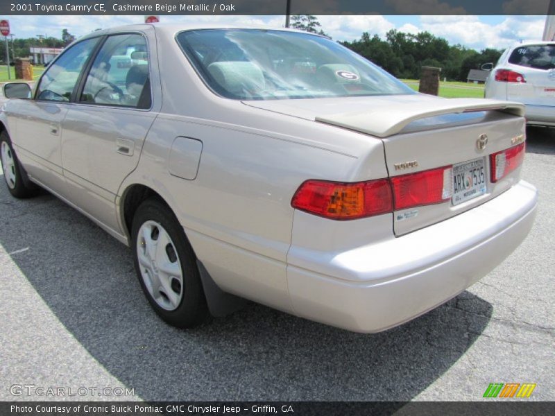 Cashmere Beige Metallic / Oak 2001 Toyota Camry CE