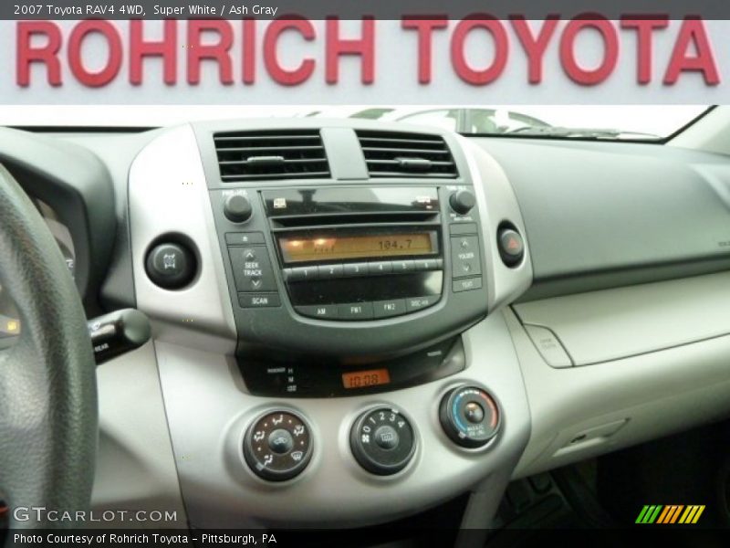 Super White / Ash Gray 2007 Toyota RAV4 4WD