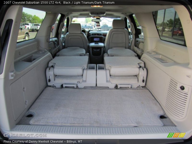  2007 Suburban 1500 LTZ 4x4 Trunk