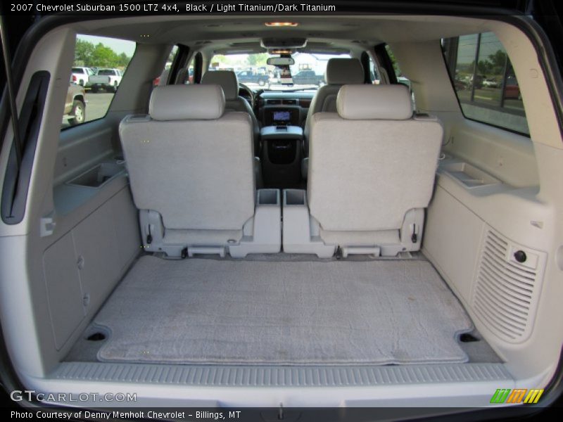  2007 Suburban 1500 LTZ 4x4 Trunk