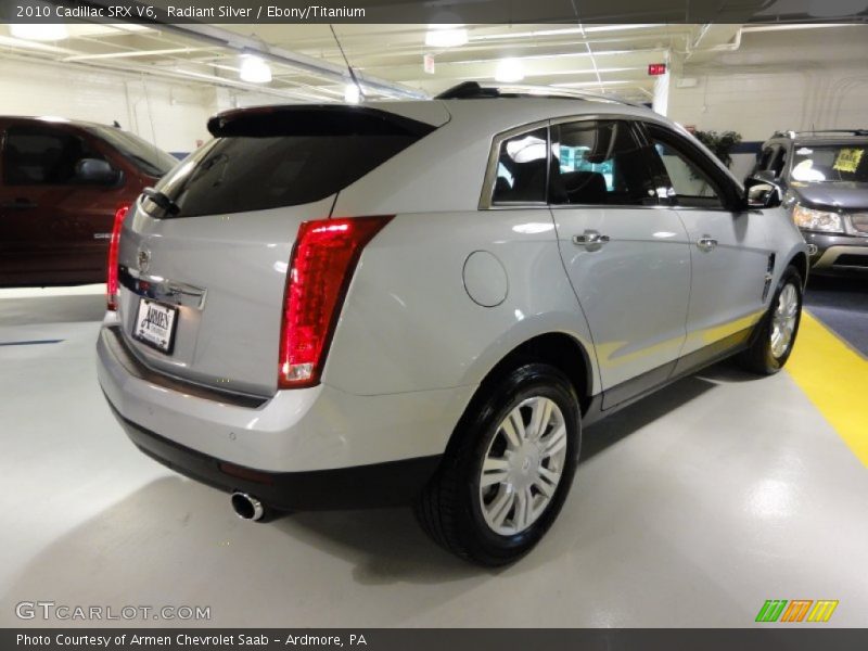 Radiant Silver / Ebony/Titanium 2010 Cadillac SRX V6