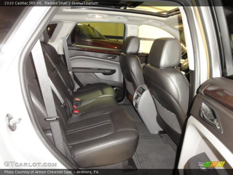 Radiant Silver / Ebony/Titanium 2010 Cadillac SRX V6