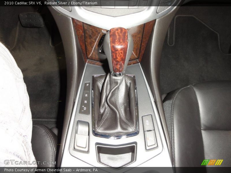 Radiant Silver / Ebony/Titanium 2010 Cadillac SRX V6