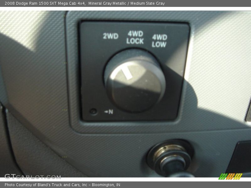 Mineral Gray Metallic / Medium Slate Gray 2008 Dodge Ram 1500 SXT Mega Cab 4x4