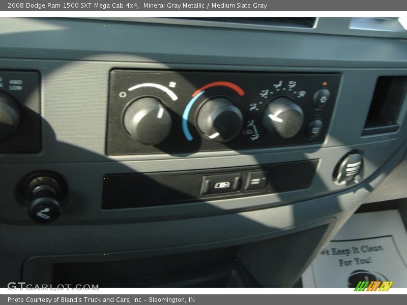 Mineral Gray Metallic / Medium Slate Gray 2008 Dodge Ram 1500 SXT Mega Cab 4x4
