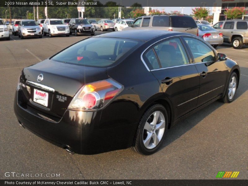 Super Black / Charcoal 2009 Nissan Altima 3.5 SE