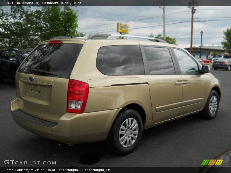 Cashmere Beige / Beige 2011 Kia Sedona LX