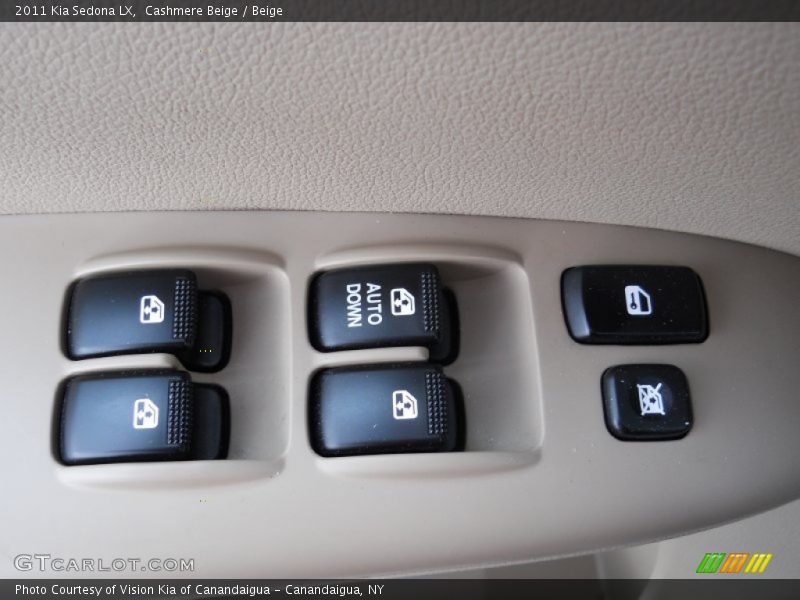 Cashmere Beige / Beige 2011 Kia Sedona LX