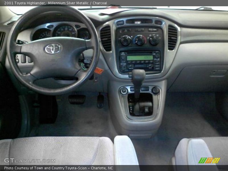 Millennium Silver Metallic / Charcoal 2001 Toyota Highlander