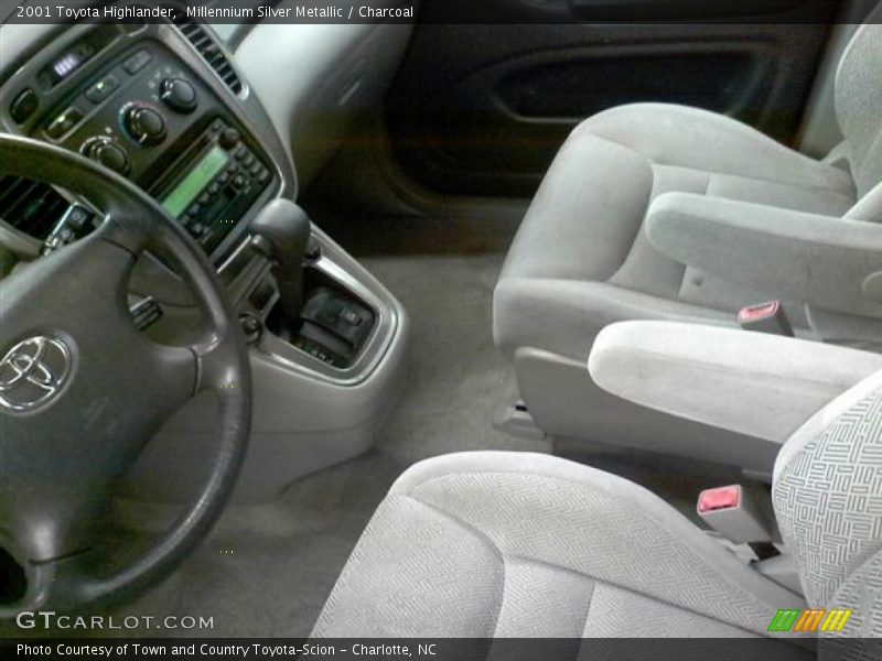 Millennium Silver Metallic / Charcoal 2001 Toyota Highlander