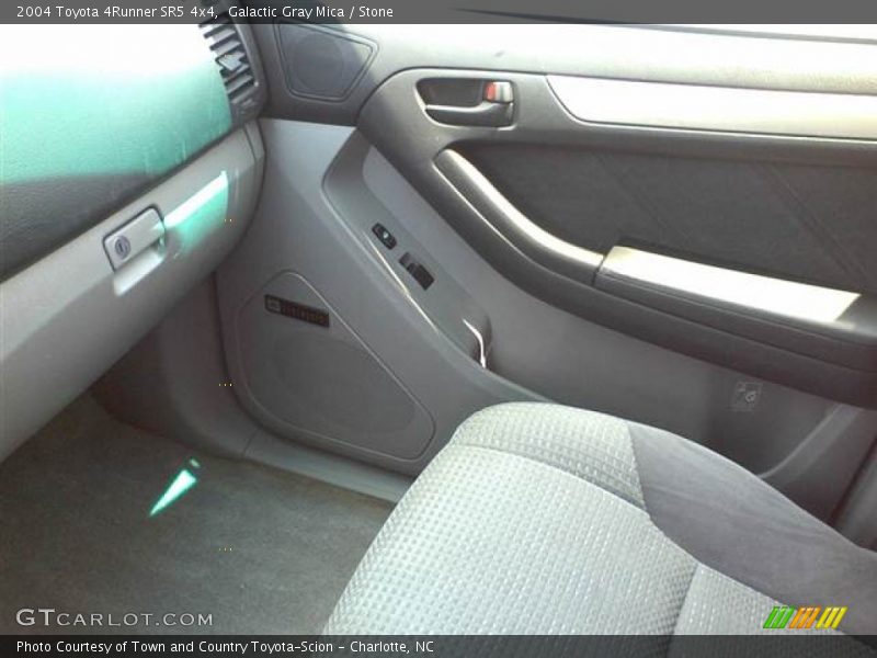 Galactic Gray Mica / Stone 2004 Toyota 4Runner SR5 4x4