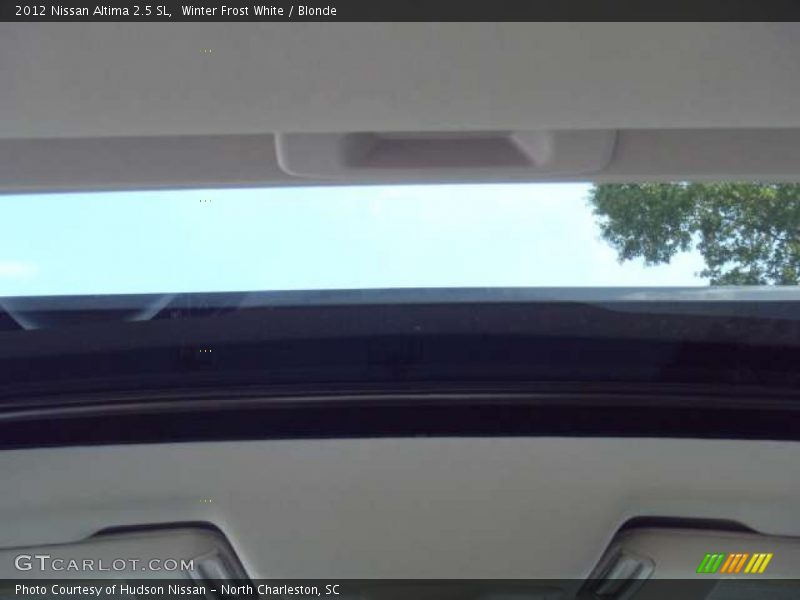 Winter Frost White / Blonde 2012 Nissan Altima 2.5 SL