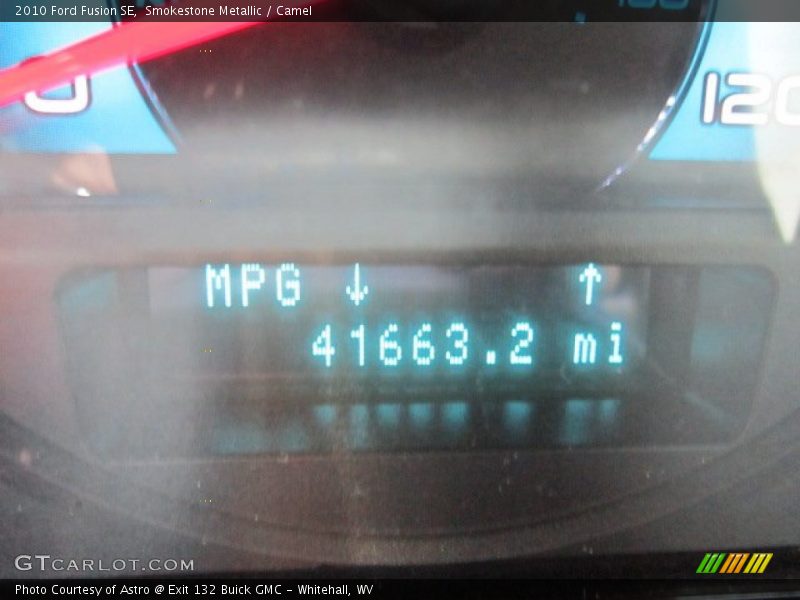 Smokestone Metallic / Camel 2010 Ford Fusion SE