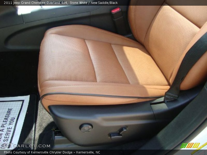 Stone White / New Saddle/Black 2011 Jeep Grand Cherokee Overland 4x4