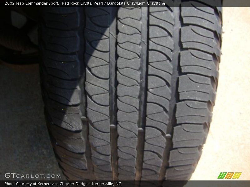 Red Rock Crystal Pearl / Dark Slate Gray/Light Graystone 2009 Jeep Commander Sport