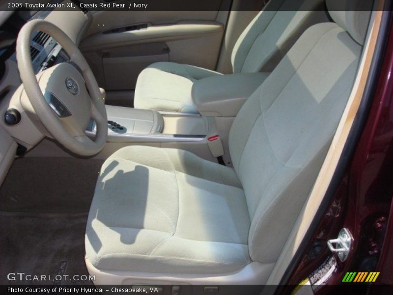 Cassis Red Pearl / Ivory 2005 Toyota Avalon XL