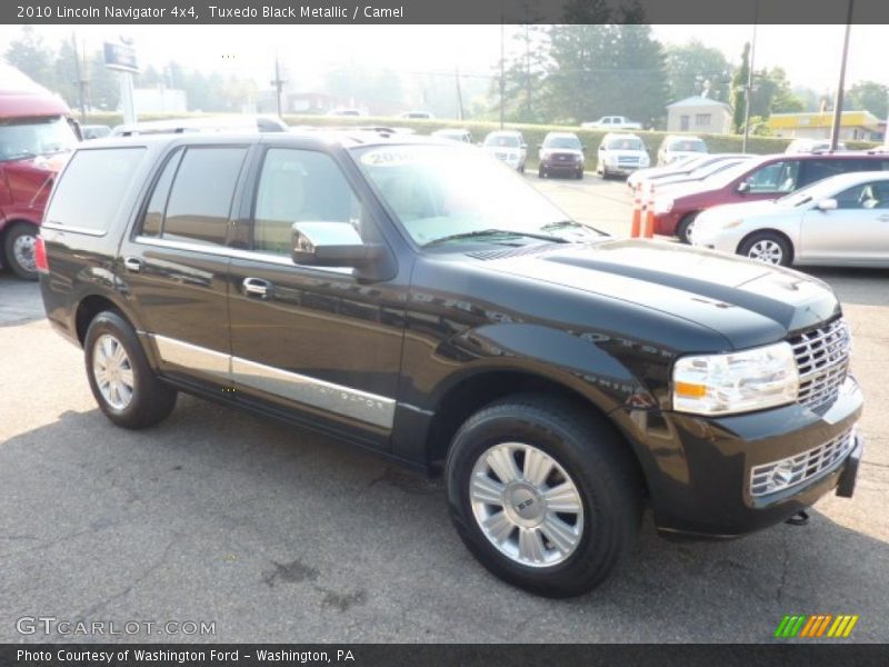 Tuxedo Black Metallic / Camel 2010 Lincoln Navigator 4x4