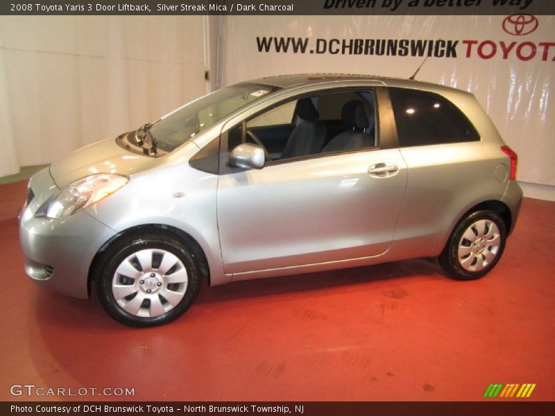 Silver Streak Mica / Dark Charcoal 2008 Toyota Yaris 3 Door Liftback