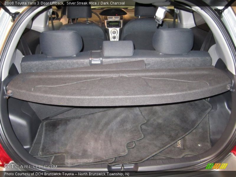 Silver Streak Mica / Dark Charcoal 2008 Toyota Yaris 3 Door Liftback