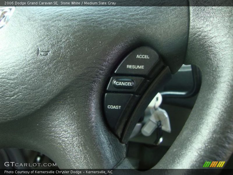 Stone White / Medium Slate Gray 2006 Dodge Grand Caravan SE