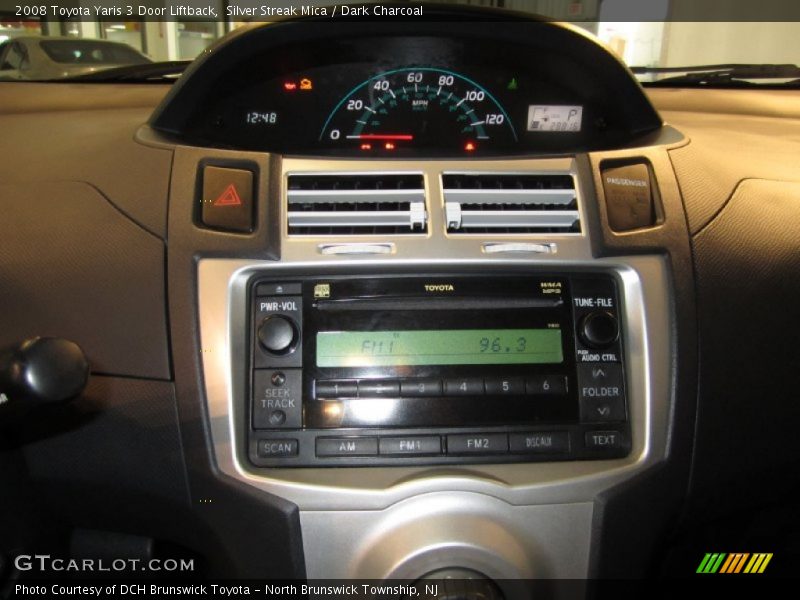 Silver Streak Mica / Dark Charcoal 2008 Toyota Yaris 3 Door Liftback