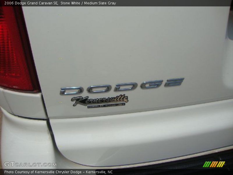 Stone White / Medium Slate Gray 2006 Dodge Grand Caravan SE