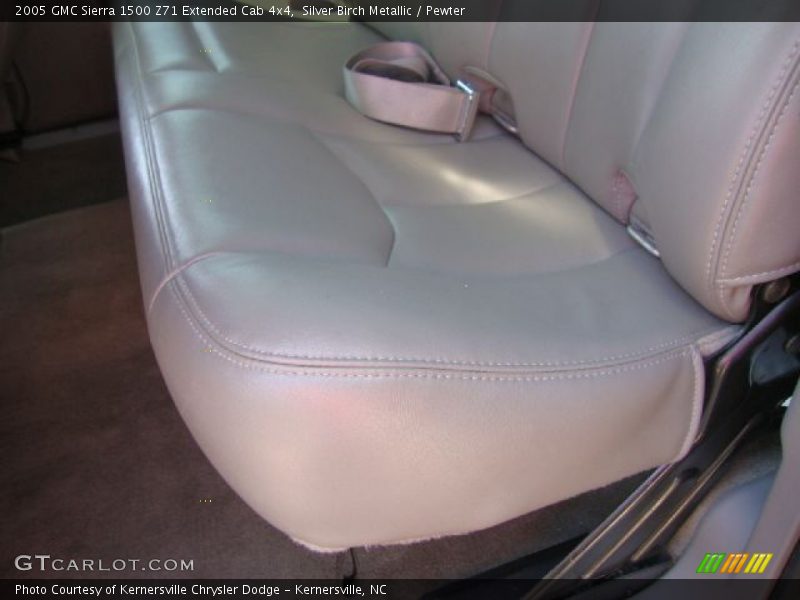 Silver Birch Metallic / Pewter 2005 GMC Sierra 1500 Z71 Extended Cab 4x4