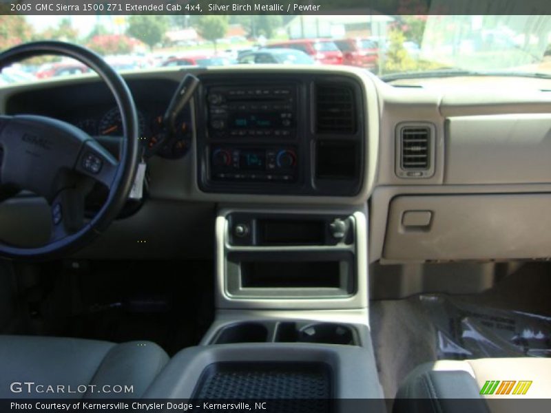 Silver Birch Metallic / Pewter 2005 GMC Sierra 1500 Z71 Extended Cab 4x4