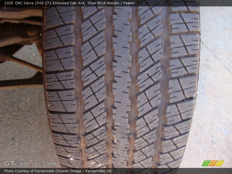 Silver Birch Metallic / Pewter 2005 GMC Sierra 1500 Z71 Extended Cab 4x4