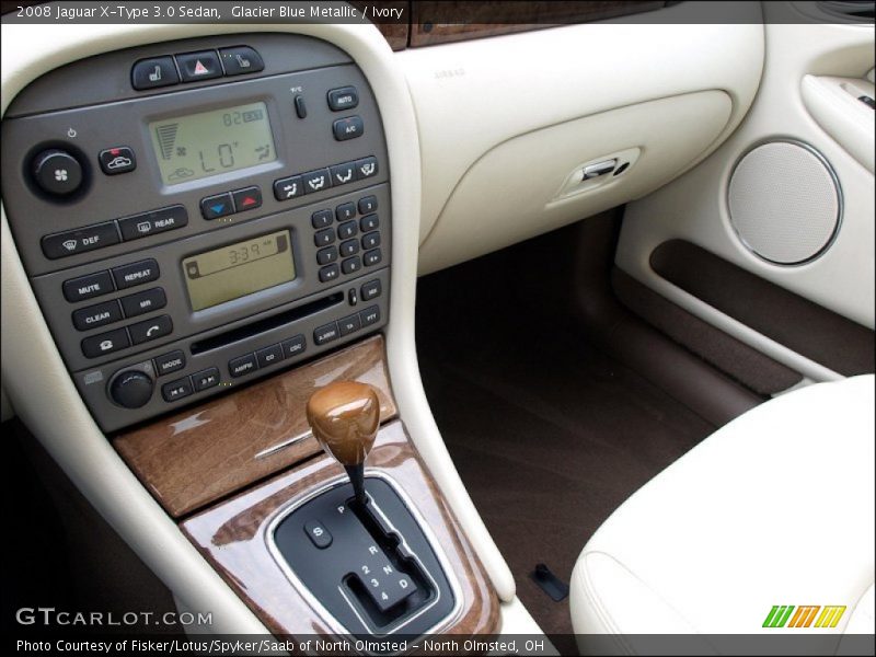 Controls of 2008 X-Type 3.0 Sedan
