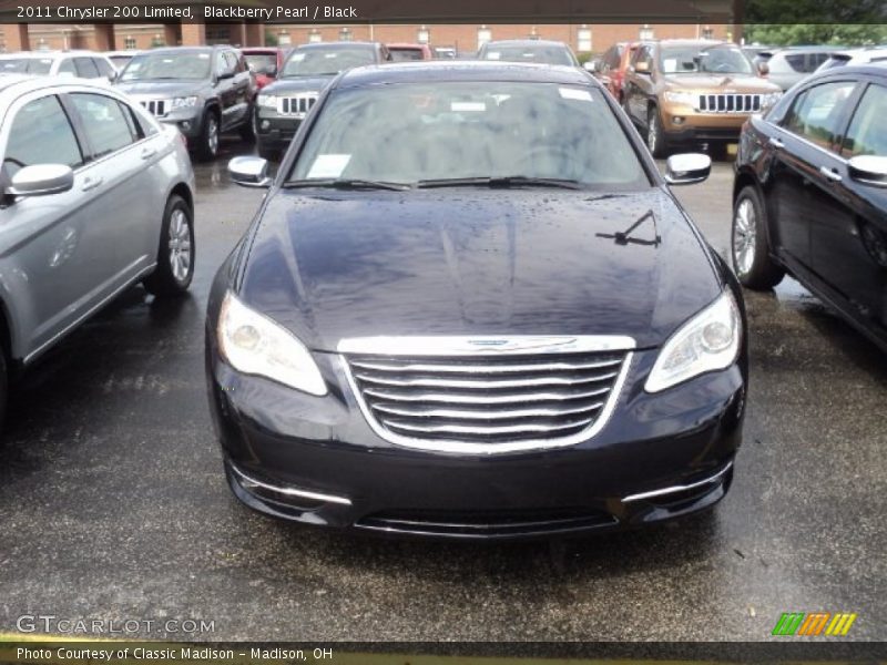 Blackberry Pearl / Black 2011 Chrysler 200 Limited