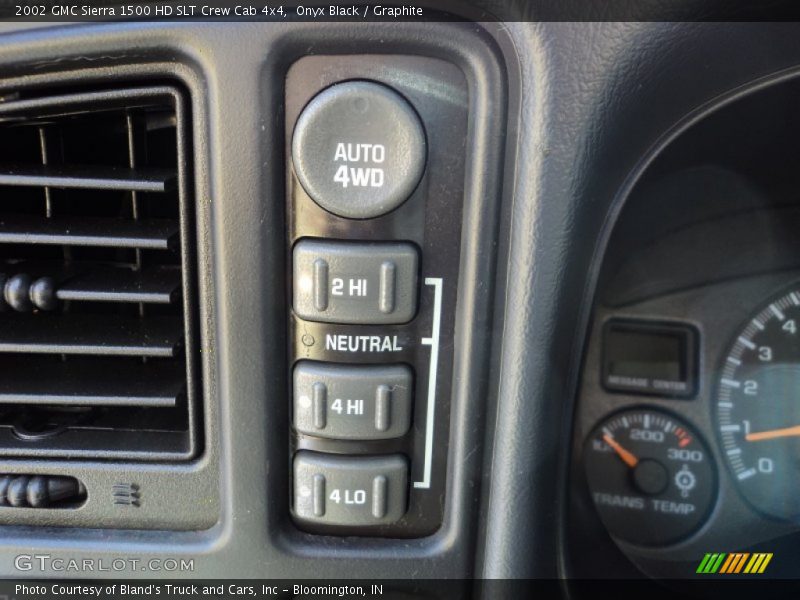 Onyx Black / Graphite 2002 GMC Sierra 1500 HD SLT Crew Cab 4x4