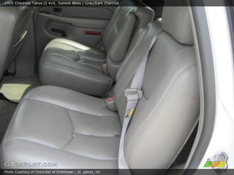 Summit White / Gray/Dark Charcoal 2005 Chevrolet Tahoe LS 4x4