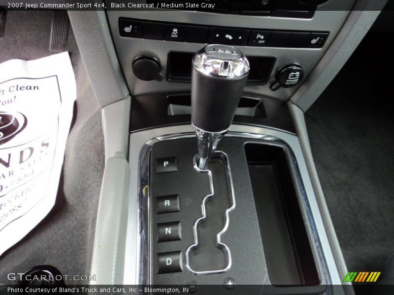 Black Clearcoat / Medium Slate Gray 2007 Jeep Commander Sport 4x4