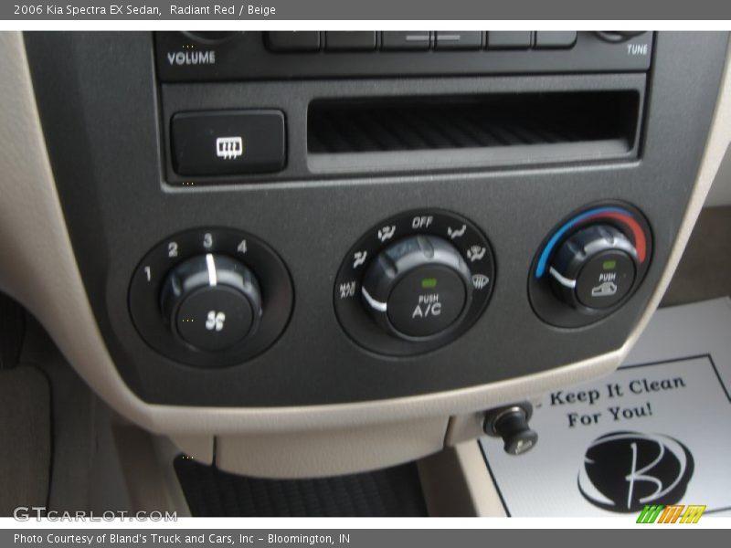 Radiant Red / Beige 2006 Kia Spectra EX Sedan