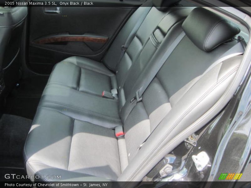 Onyx Black / Black 2005 Nissan Maxima 3.5 SL