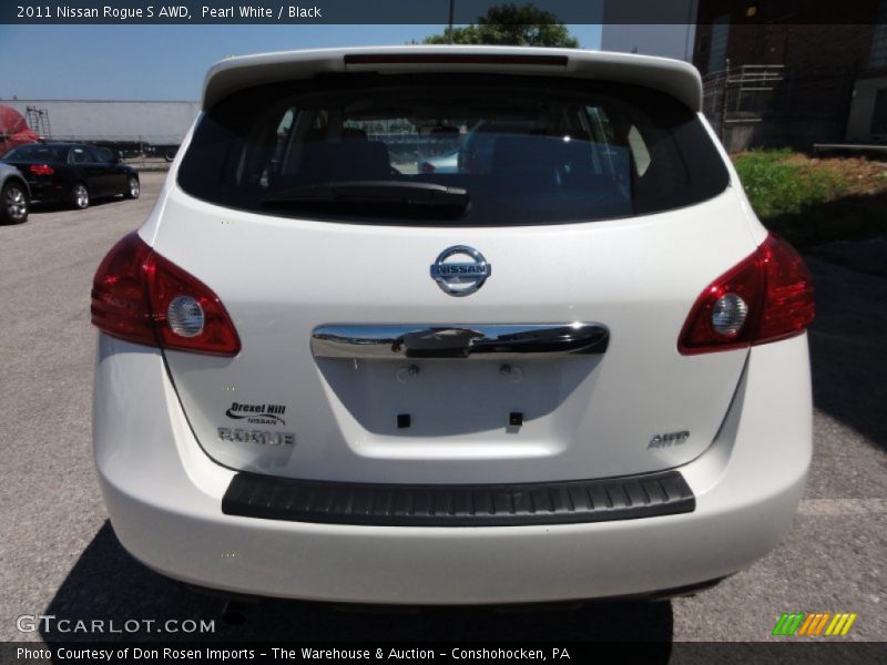 Pearl White / Black 2011 Nissan Rogue S AWD