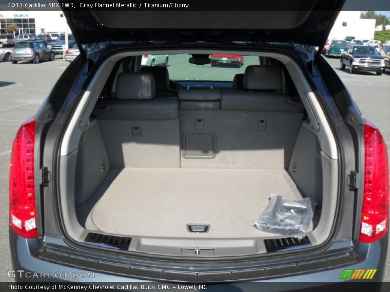 Gray Flannel Metallic / Titanium/Ebony 2011 Cadillac SRX FWD