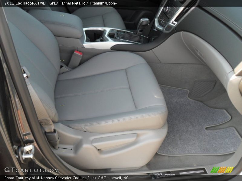 Gray Flannel Metallic / Titanium/Ebony 2011 Cadillac SRX FWD