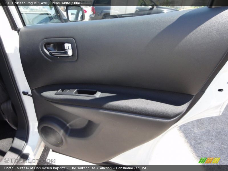 Pearl White / Black 2011 Nissan Rogue S AWD