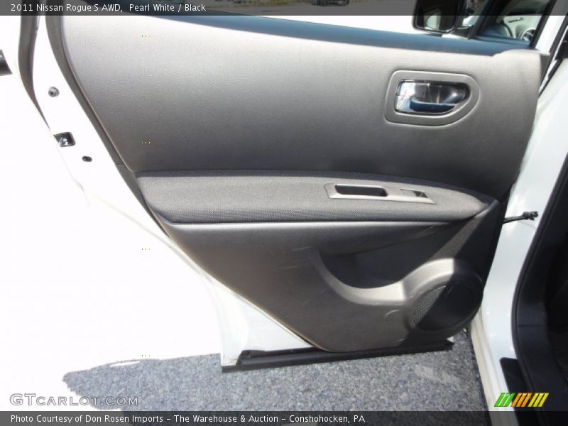 Pearl White / Black 2011 Nissan Rogue S AWD