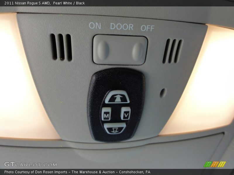 Pearl White / Black 2011 Nissan Rogue S AWD