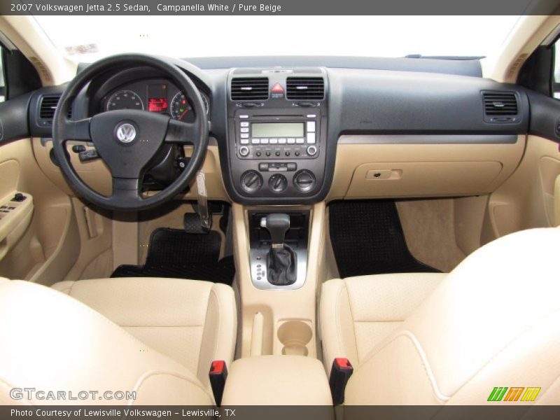 Campanella White / Pure Beige 2007 Volkswagen Jetta 2.5 Sedan