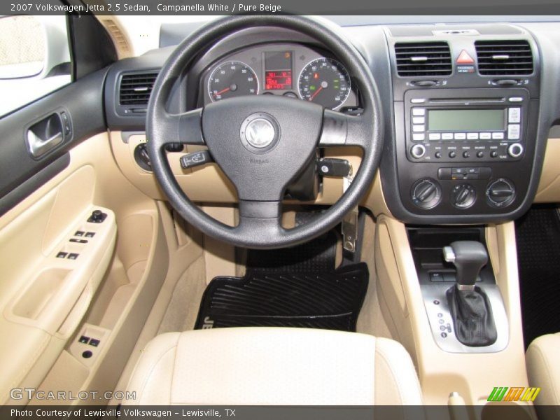 Campanella White / Pure Beige 2007 Volkswagen Jetta 2.5 Sedan