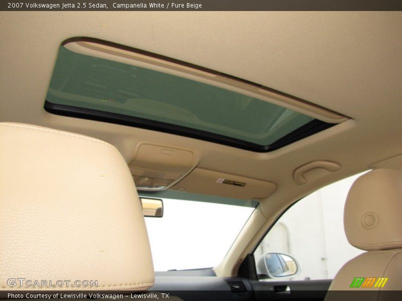 Campanella White / Pure Beige 2007 Volkswagen Jetta 2.5 Sedan