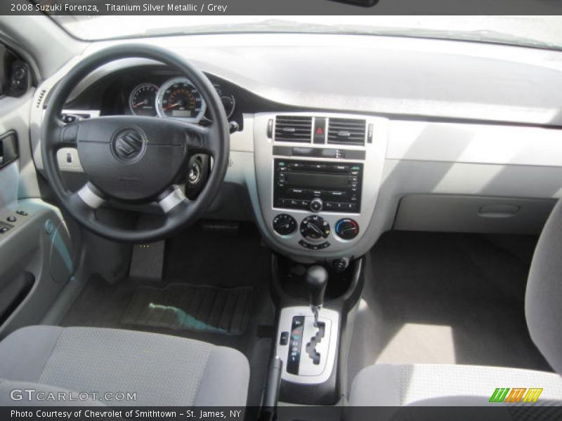 Titanium Silver Metallic / Grey 2008 Suzuki Forenza