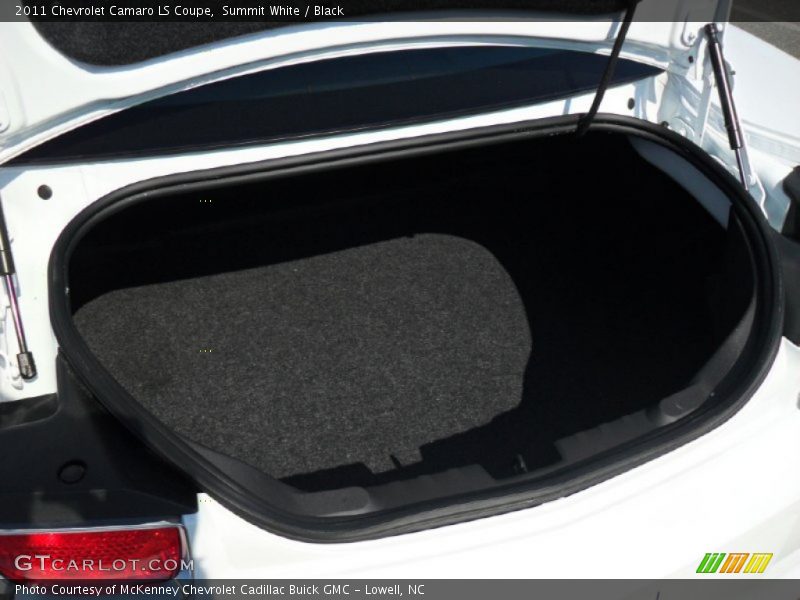  2011 Camaro LS Coupe Trunk