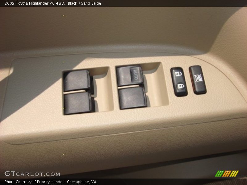 Black / Sand Beige 2009 Toyota Highlander V6 4WD