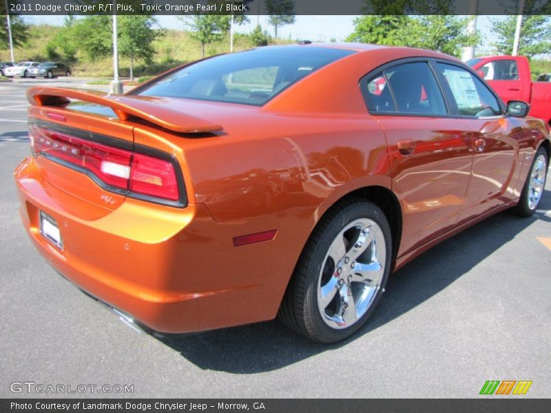 Toxic Orange Pearl / Black 2011 Dodge Charger R/T Plus