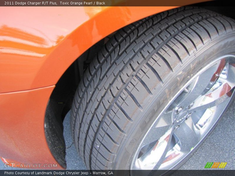 Toxic Orange Pearl / Black 2011 Dodge Charger R/T Plus